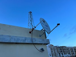 Trabajos en antenas para satélites